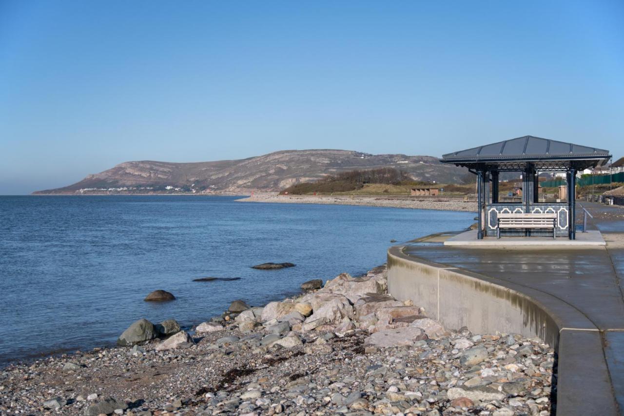 32 Deganwy Beach Exterior photo